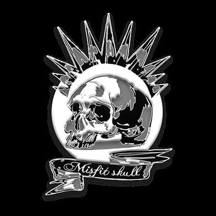 LIFE IS STRANGE MISFIT SKULL ENAMEL PIN BADGE (PRE-ORDER: 12/16/2026)