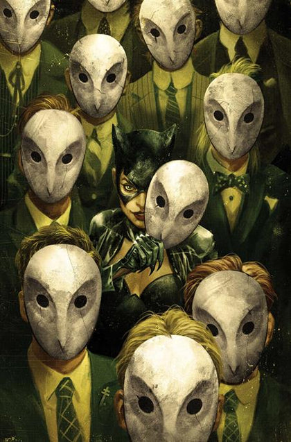 CATWOMAN #83 CVR A SEBASTIAN FIUMARA (PRE-ORDER: 01/21/2026)