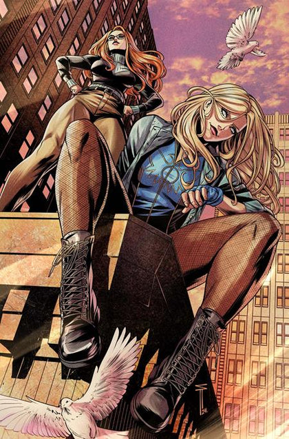 BIRDS OF PREY #18 CVR B SERG ACUNA CARD STOCK VAR (PRE-ORDER: 02/05/2025)